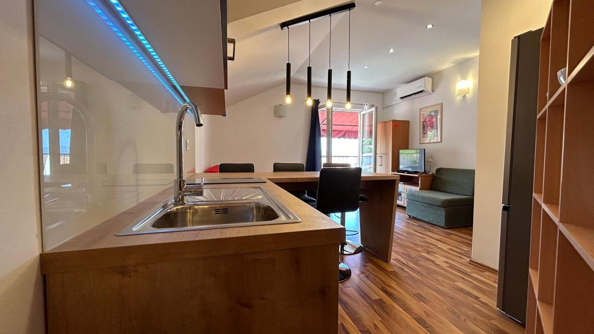 Apartman Senka Подгора Экстерьер фото